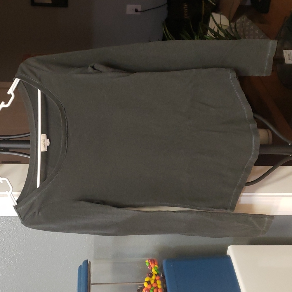 S Aerie Square-Neck Long Sleeve Top.